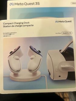 Meta Quest 3S and Charging Dock