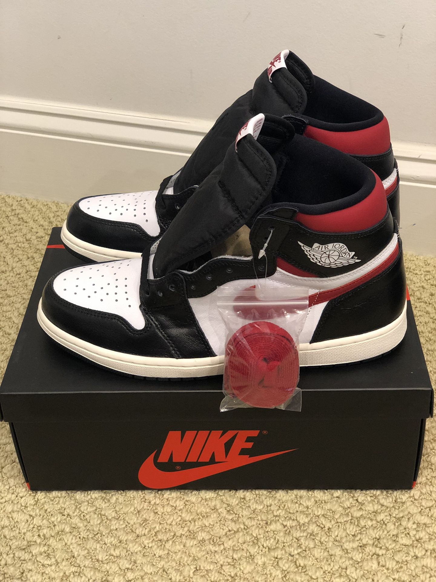 Jordan 1 Gym Red - Size 9.5 - New with Receipt