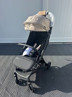 New Jeep Altitude Travel Stroller/ Compact stroller