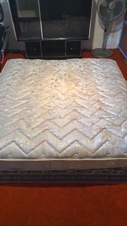 King size mattress for free