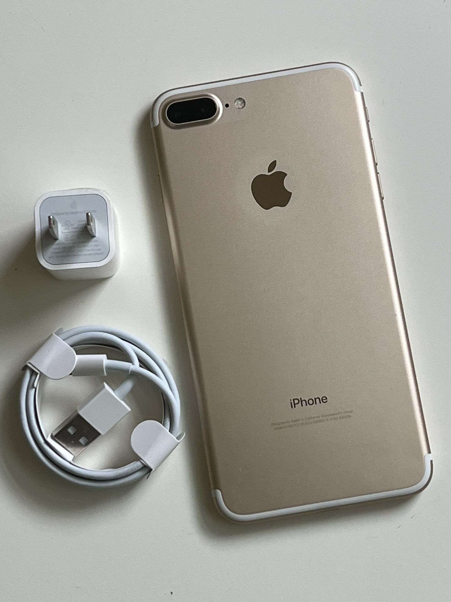 iPhone 7 Plus, 128GB, Unlocked, works any company sim card any country internationally