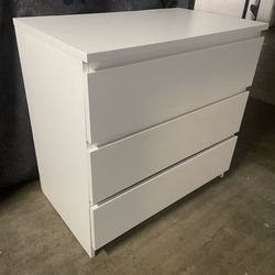 IKEA Malm Dresser