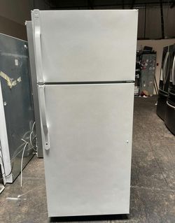 White Top Mount Refrigerator - Energy Efficient