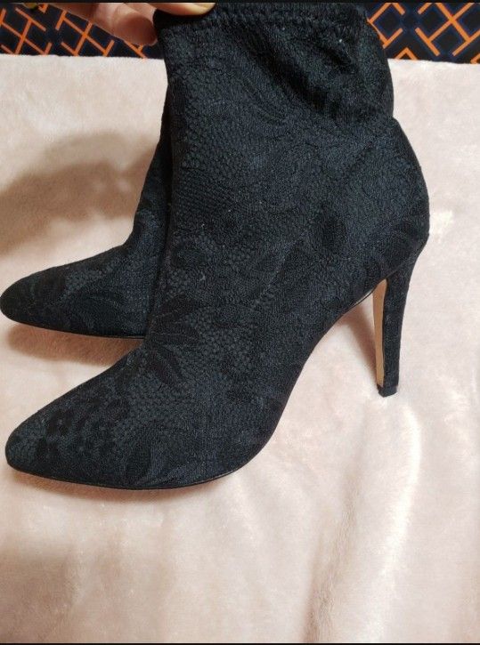 Antonio Melani  Booties 7M New
