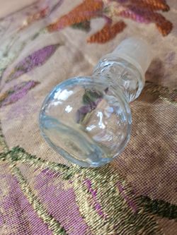 Small Round Flat Top /Plastic Plug Baccarat Stopper For Vials Or Lavatories 