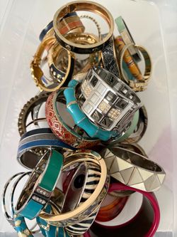 Mixed Lot of Fashion Bangle Bracelets