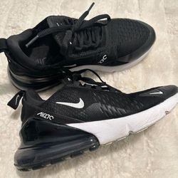 Nike Woman 7.5