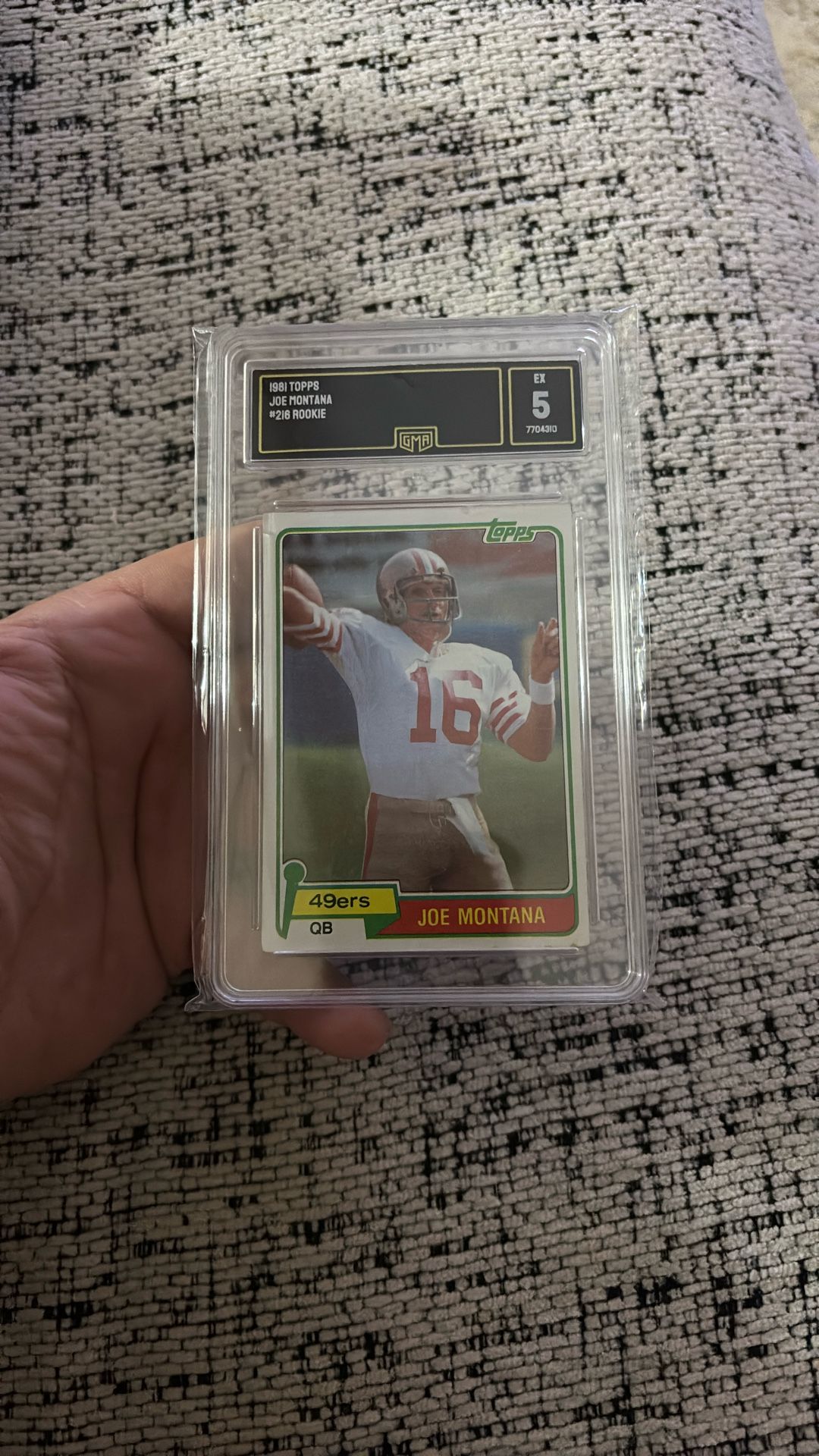 1981 Topps, Joe, Montana Rookie Card Ex 5