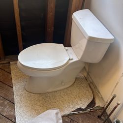 Kohler Toilet Good Condition 1.6gpf