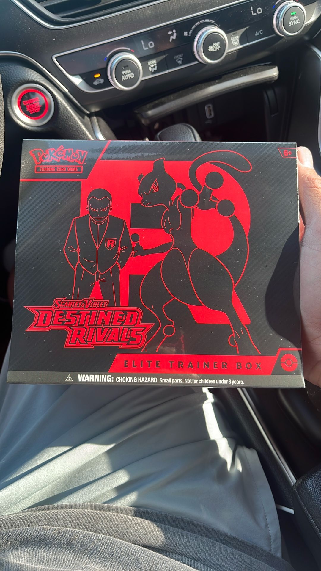 Pokemon Destined Rivals ETB