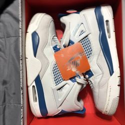 Jordan 4s 