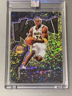 Kobe Bryant 2025 Legacy Kaboom! Color Blast Cracked Ice card