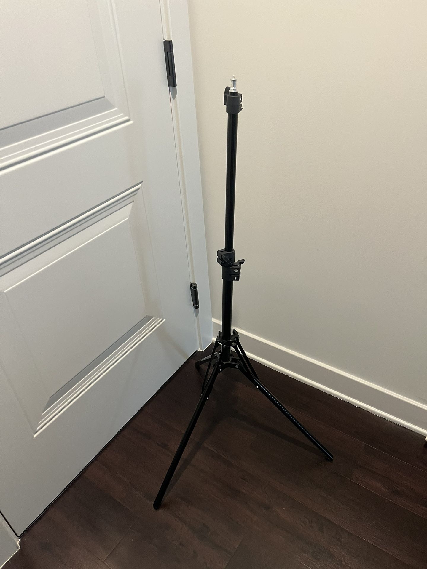 Tripod