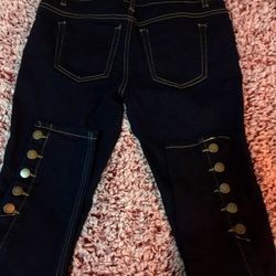 Cute Button Dark Wash Skinny Jeans