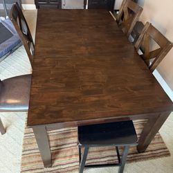 Dining Table Set (4 Chairs) 