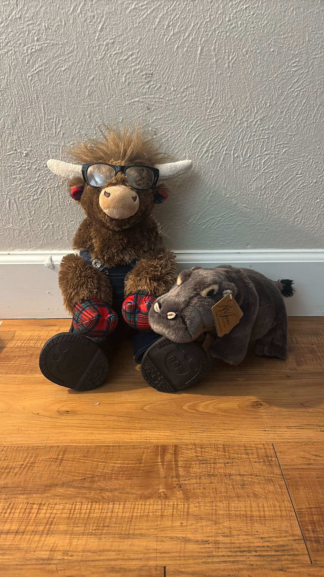 Build A Bear Costimazed Bull + Free Hippo