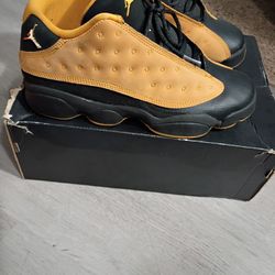 JORDAN 13s WHEAT 🌾 GREAT CONDITION SIZE 7 YOUTH OR 8 WEMON 