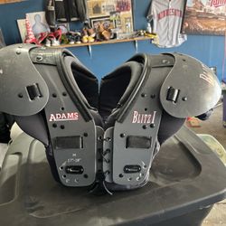 Adams Blitz II Football Shoulder Pads - Size M (17”-18”) - Used