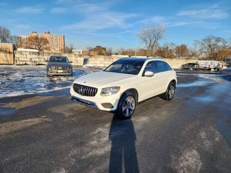 2016 Mercedes-Benz GLC 300