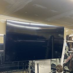 Samsung Tv(For Parts Doesn’t Turn on)