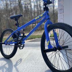 GT Freestyle BMX Bike