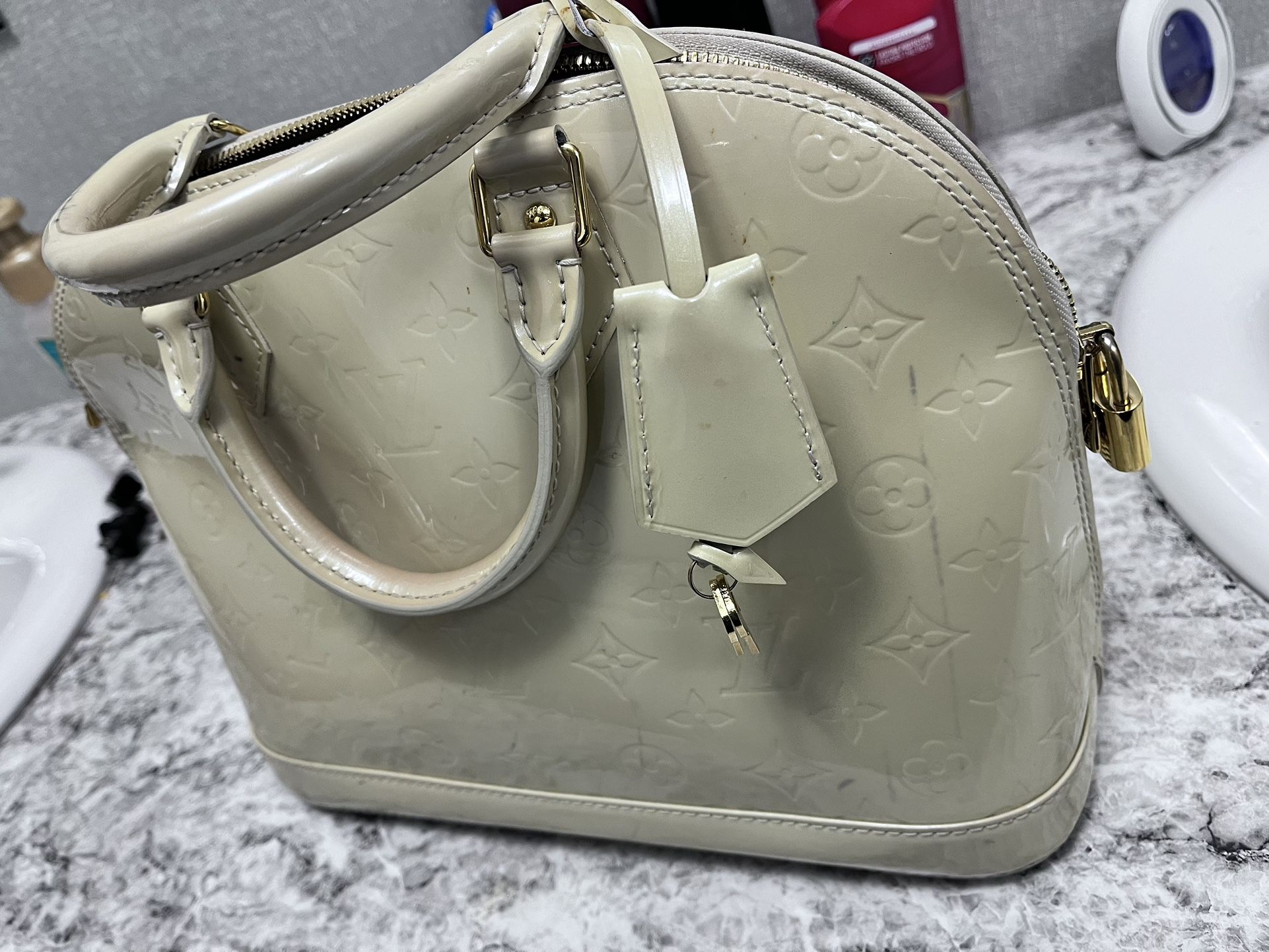 Louis Vuitton Bag 