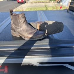 Ariat boots size 10 
