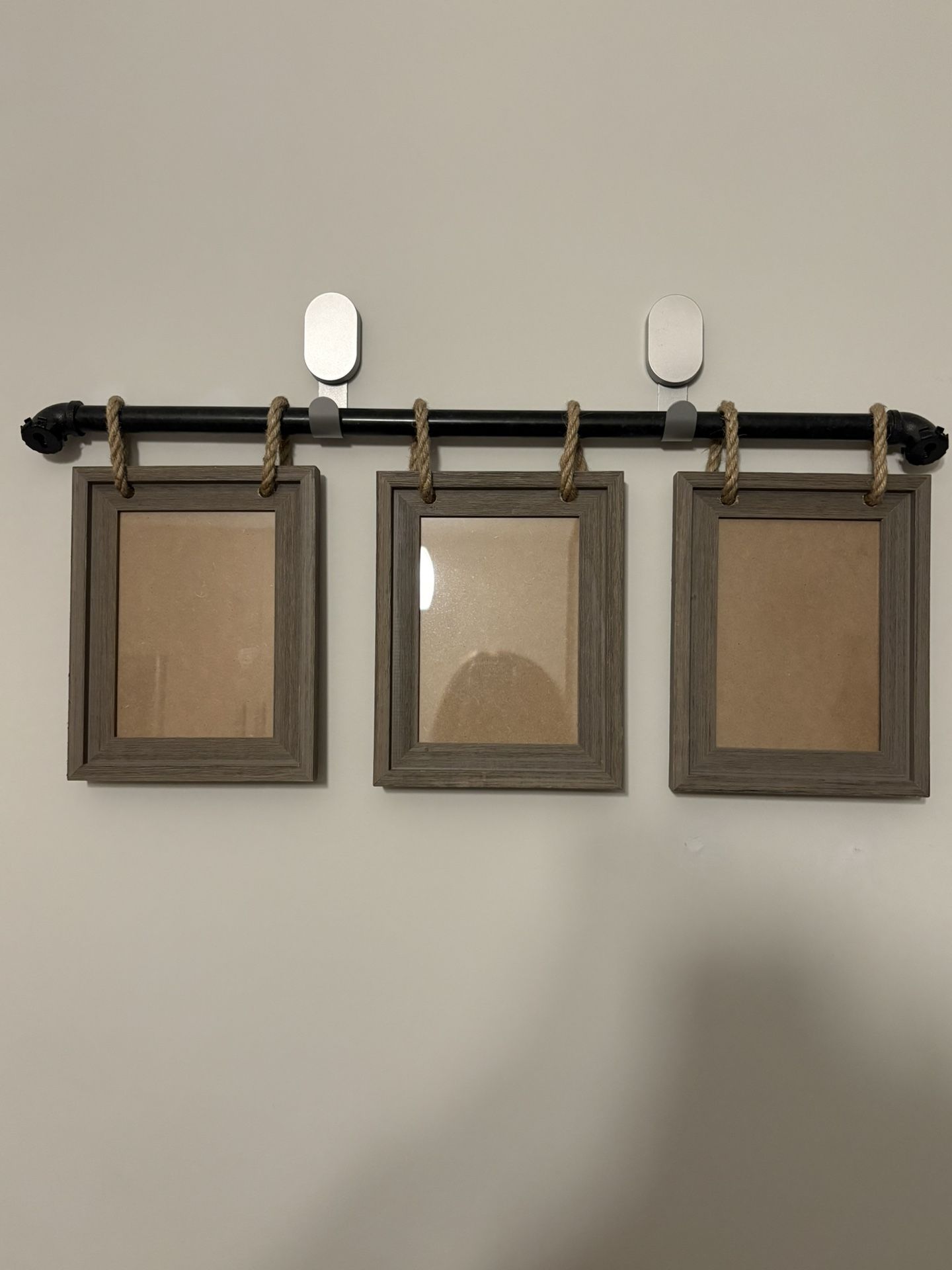 Hanging Picture Frames