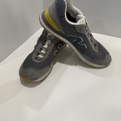 New Balance Sneakers 
