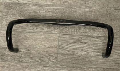 Aerofly carbon handlebars 44cm new