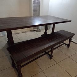 Dinning Table 
