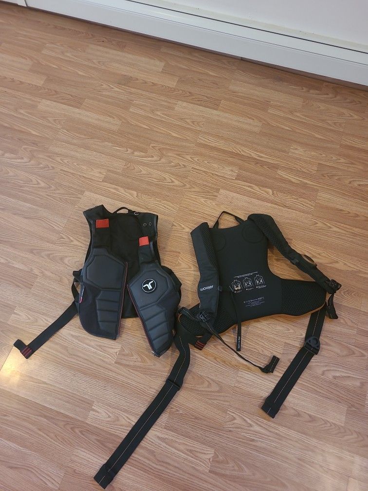 2 Haptic Vests