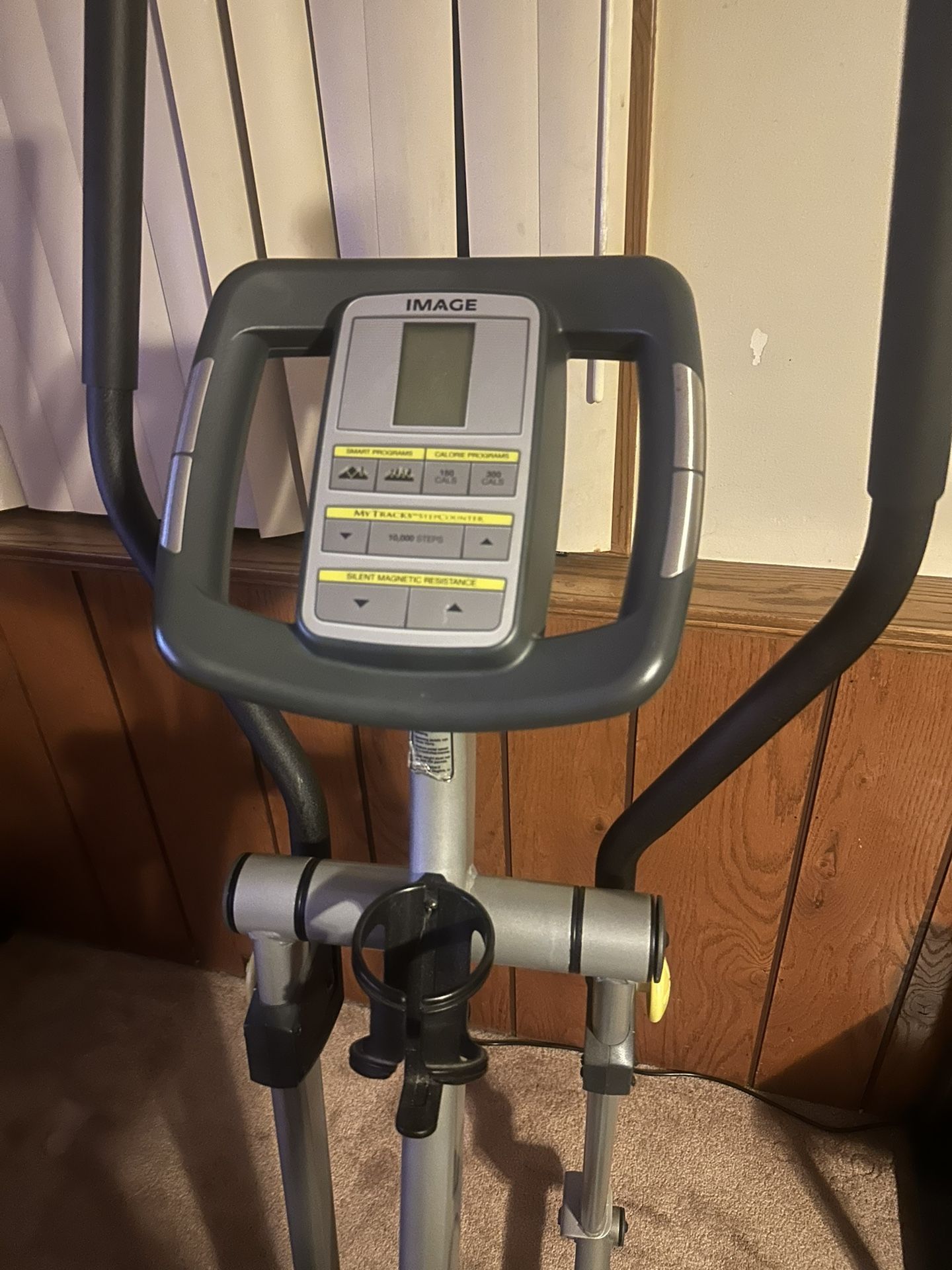 Image 8.25 Elliptical for Sale in Oak Lawn IL OfferUp