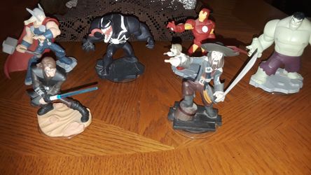 DISNEY INFINITY FIGURINES ***WILL NOT SEPARATE***