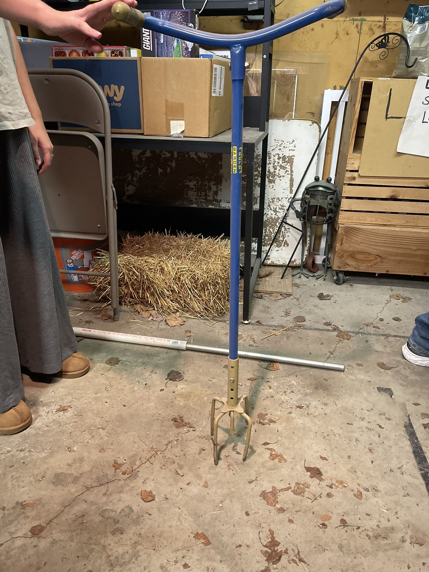 Garden Claw Post Hole Digger