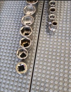 27 Pcs Mixed SNAP ON Blue Point Sockets.  Size On Picture