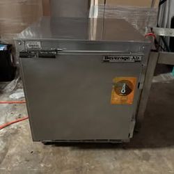 Beverage-Air UCR27A Single Door Undercounter Refrigerator/Freezer