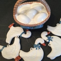 Vintage Ducks With A Basket Of Eggs Wind Chine PotteryThe Ducks Are 2” X 3” The Basket Is 5x 6” 4” H Vintage Use 
