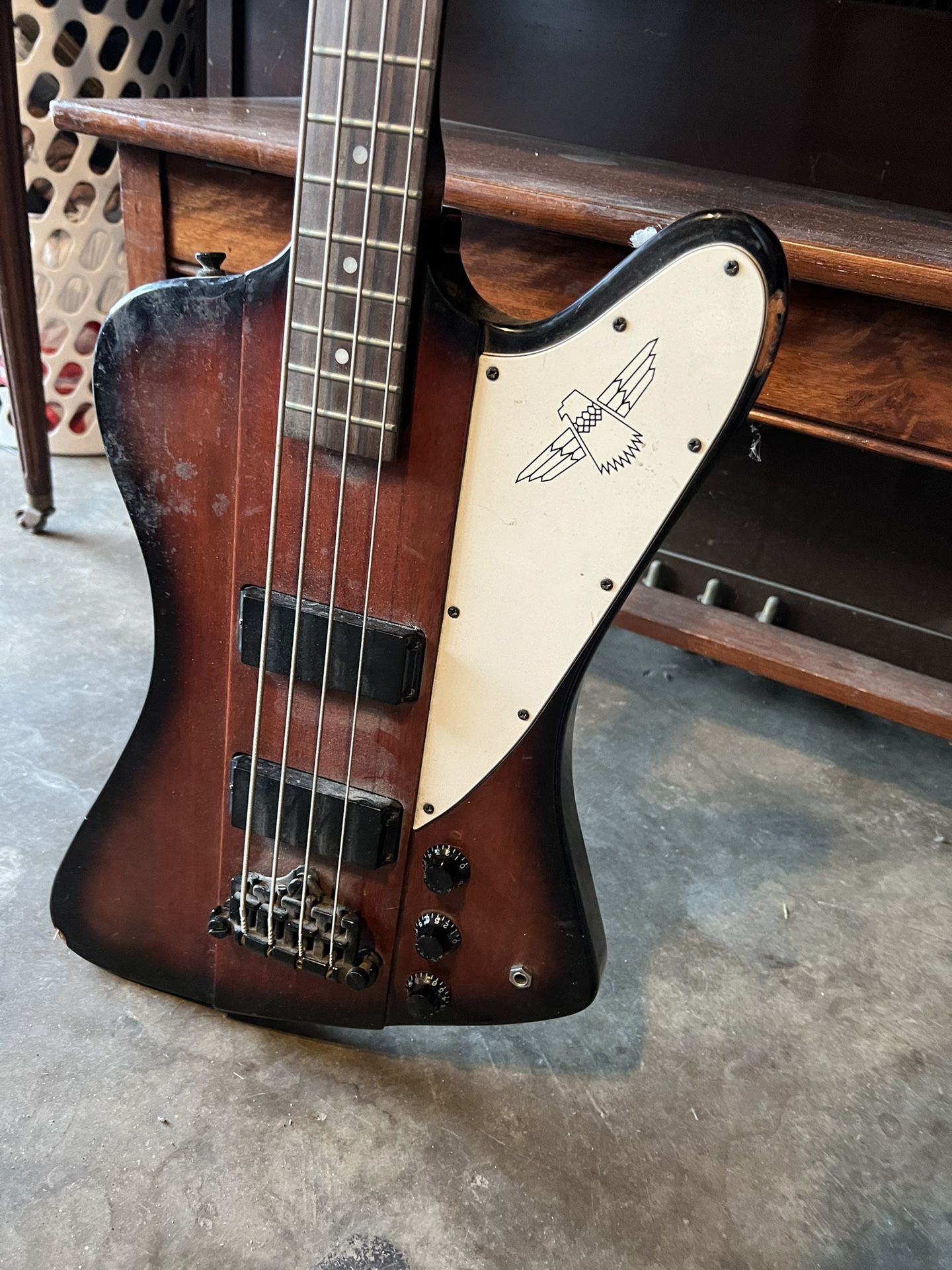 Epiphone Thunderbird E1 Bass Guitar