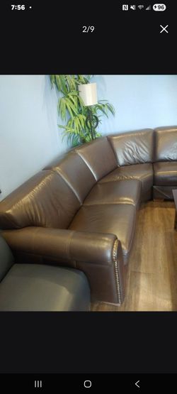 Dark brown leather Three-piece sectional sofa with nailhead trim