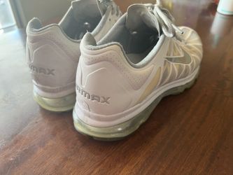 Nike Air Max 2011 Men’s Size 11.5 White Gray Running Shoes Sneakers