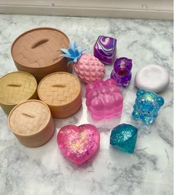 Squishy dumplings and squishys