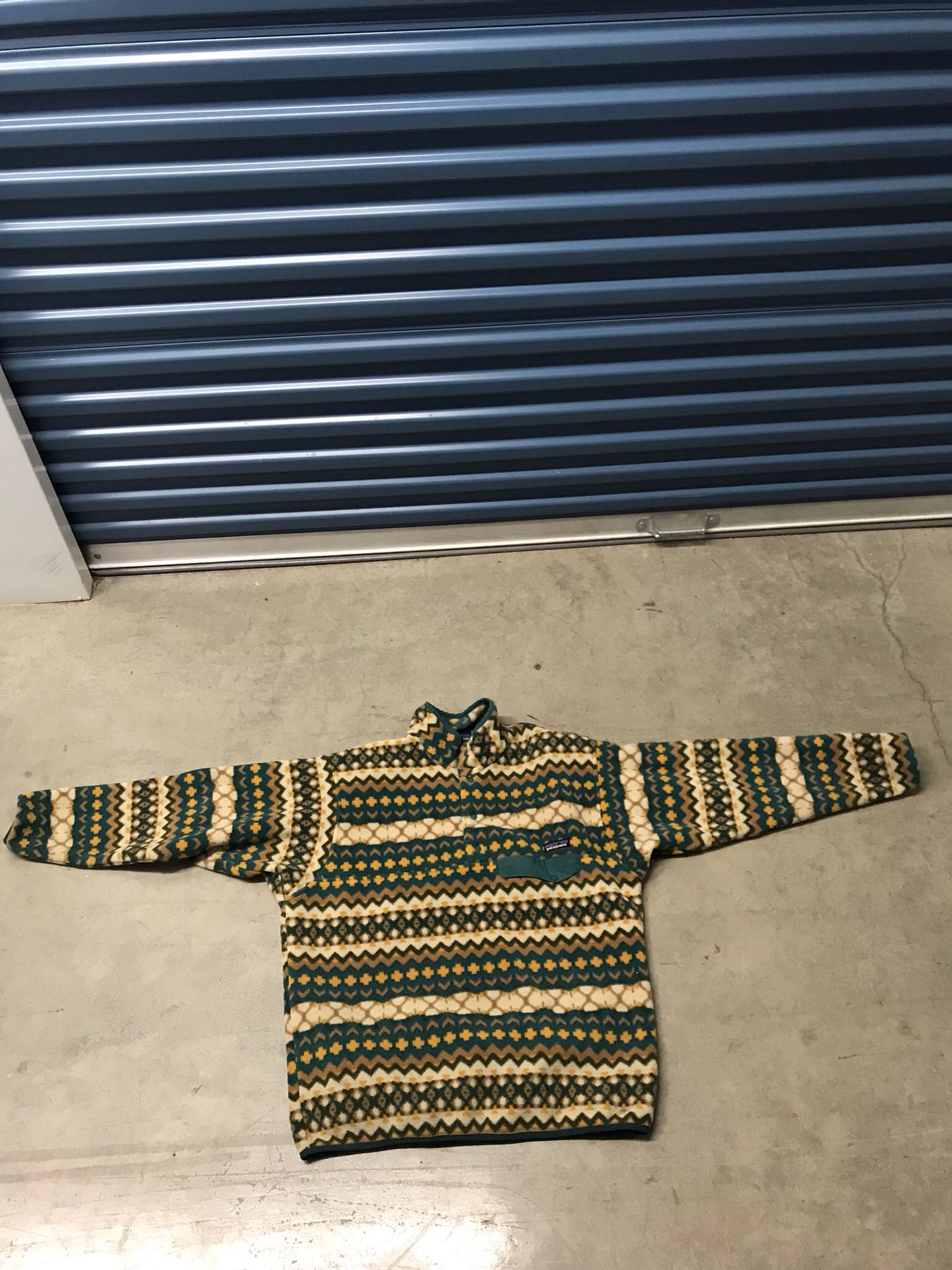 Medium Patagonia pullover