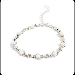 Pearl and Crystal Bracelet