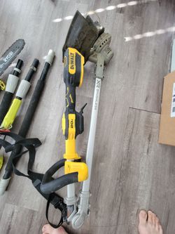DEWALT DCST922B 20V MAX XR Brushless String Trimmer 14 in
