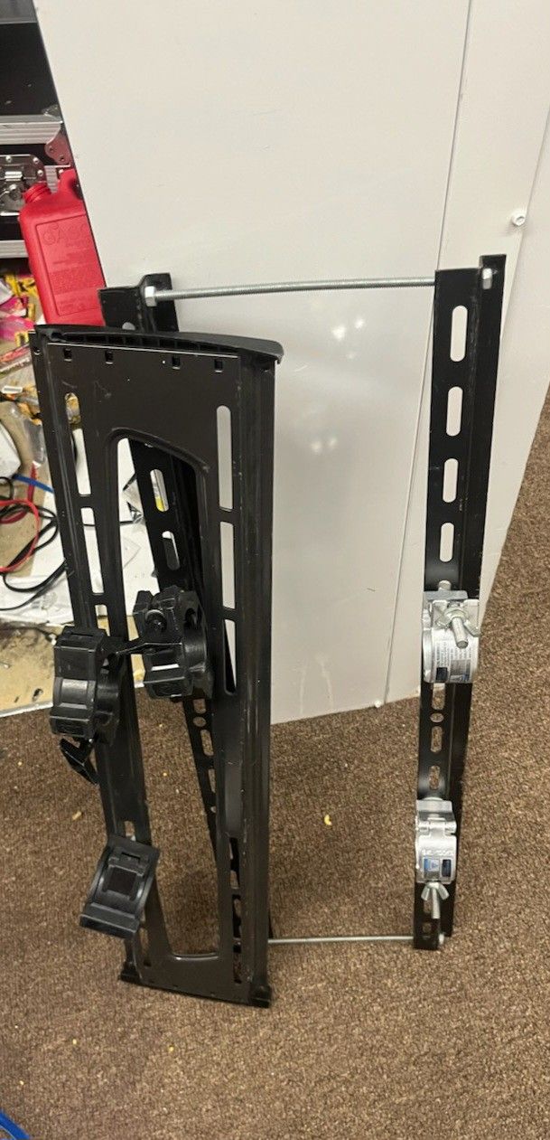 2 TV Wall Mount