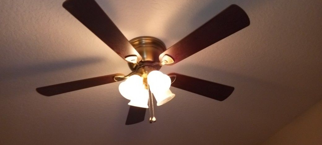 Harbor Breeze Centreville 52-in Antique Brass Indoor Flush Mount Ceiling Fan with 4 Light S (5-Blade)