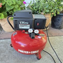 PORTER CABLE 135 PSI Pancake  Air Compressor. 