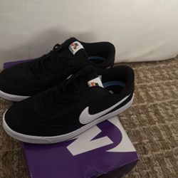 Nike SB FC STANDAR 