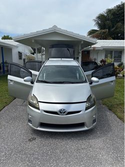 2011 Toyota Prius FOR SALE $4300